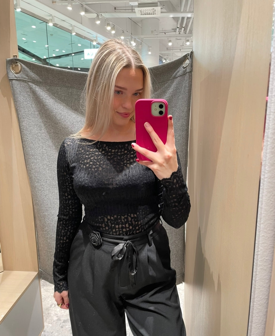 VIROMINA Top - Black Beauty